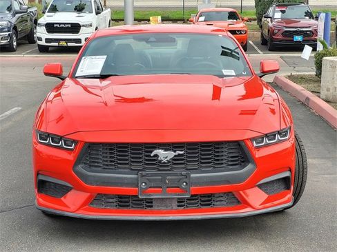 Used 2024 Ford Mustang Premium image 3