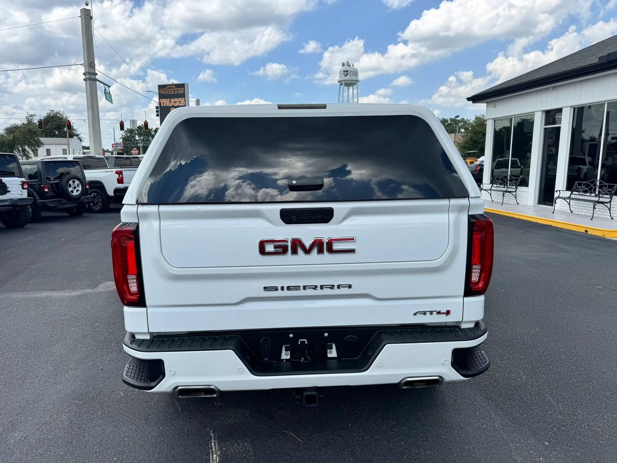 Used 2019 GMC Sierra 1500 AT4 w/ AT4 Premium Package AWD/4WD image 7