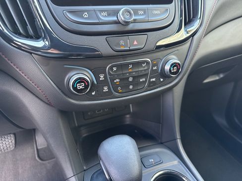 Used 2023 Chevrolet Equinox RS w/ RS Leather Package image 20