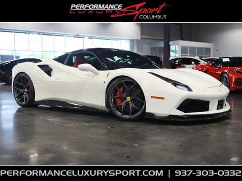 Used 2018 Ferrari 488 GTB RWD image 1