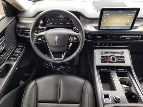 Used 2022 Lincoln Aviator AWD w/ Class IV Trailer Tow Package image 13