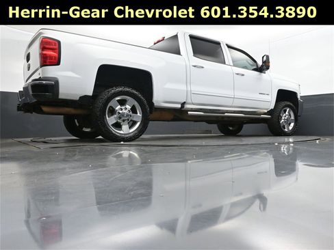 Used 2016 Chevrolet Silverado 2500 LT image 39