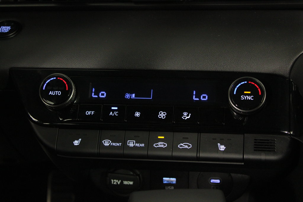 Certified 2026 Hyundai Elantra SEL Sport Premium FWD image 22