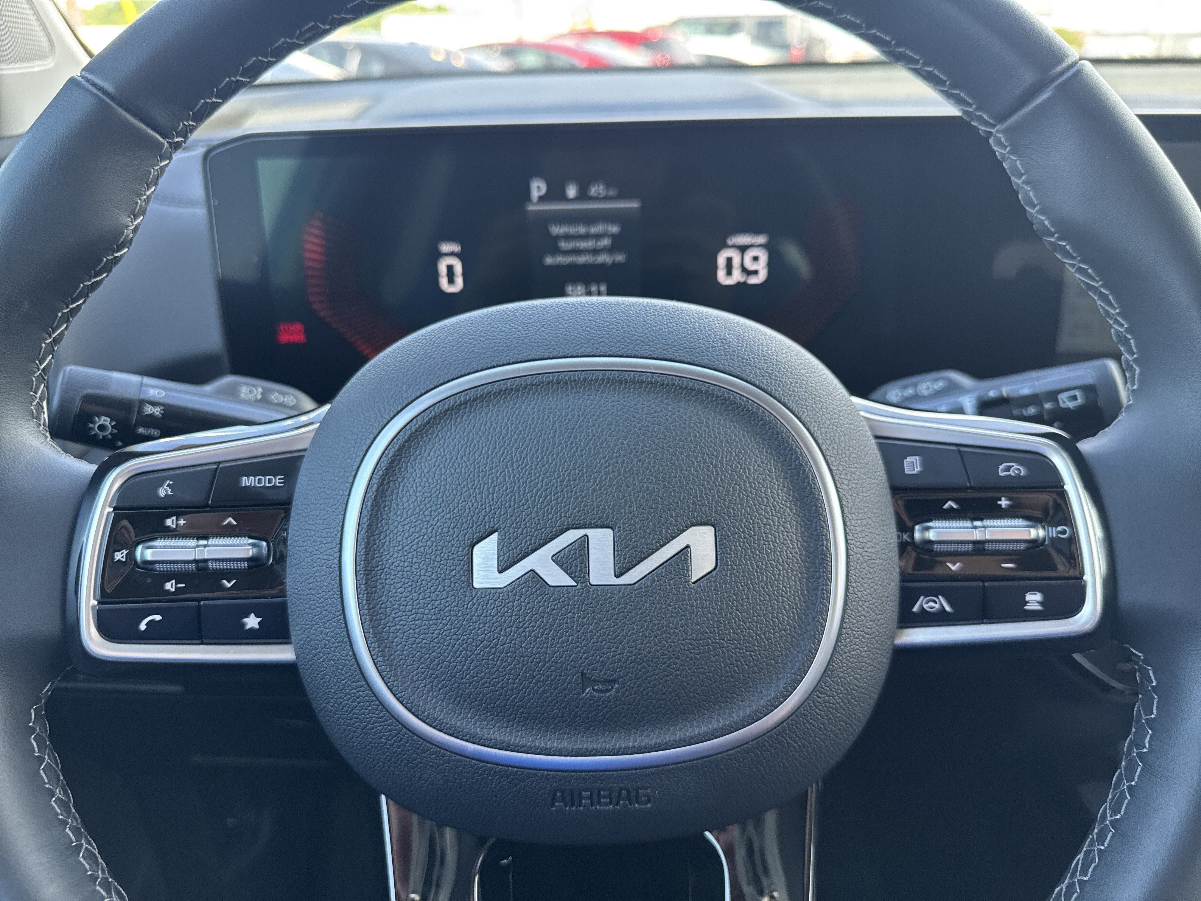 Used 2025 Kia Sorento S FWD image 15