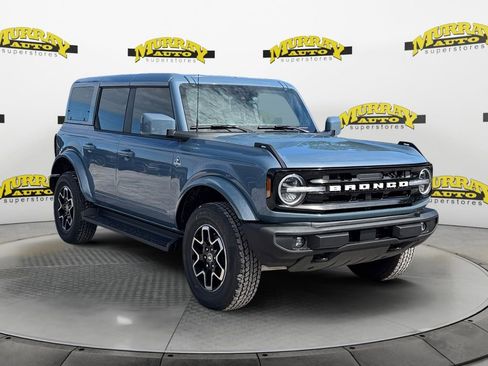 New 2025 Ford Bronco Outer Banks image 8