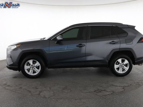 Used 2021 Toyota RAV4 XLE FWD image 7