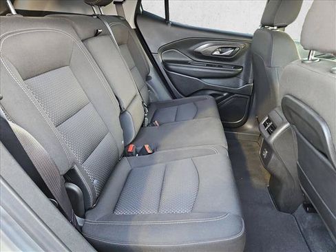 Used 2024 GMC Terrain SLE w/ Elevation Edition FWD image 19