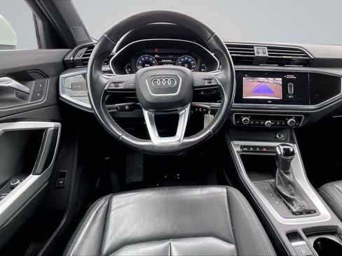 Used 2021 Audi Q3 2.0T Premium AWD/4WD image 5