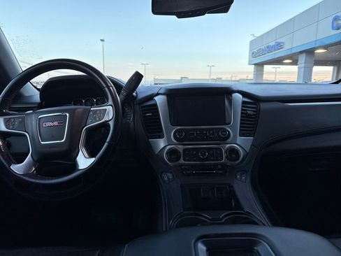 Used 2019 GMC Yukon SLT image 15