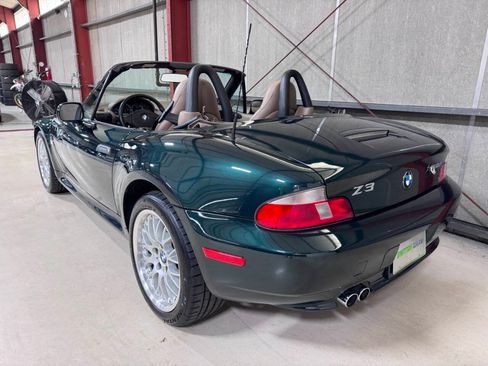 Used 2001 BMW Z3 3.0i RWD image 9