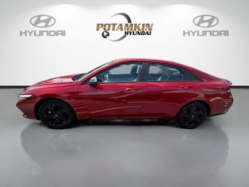 Certified 2026 Hyundai Elantra Sport FWD image 8