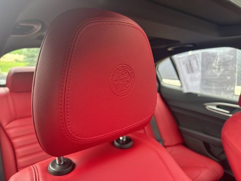 Used 2024 Alfa Romeo Giulia Ti w/ Performance Driving Package AWD/4WD image 66