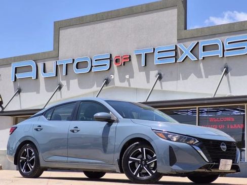 Used 2025 Nissan Sentra SV FWD image 1