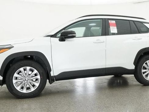 New 2026 Toyota Corolla Cross LE image 18