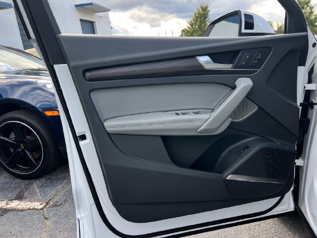 Used 2019 Audi Q5 Prestige w/ Prestige Package AWD/4WD image 10