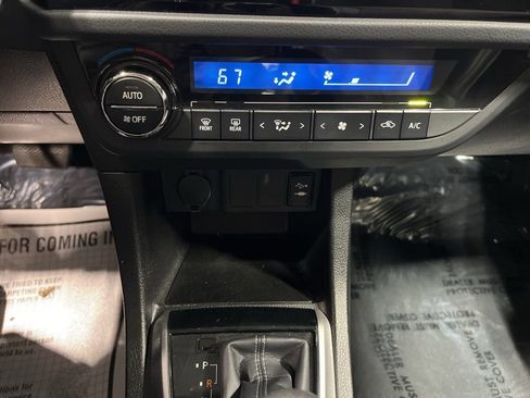 Used 2014 Toyota Corolla S w/ Driver Convenience Package FWD image 27