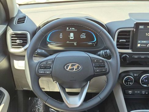 New 2026 Hyundai Venue SEL FWD image 22