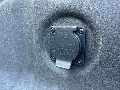 Used 2023 Nissan Frontier PRO-4X w/ Pro Convenience Package image 11