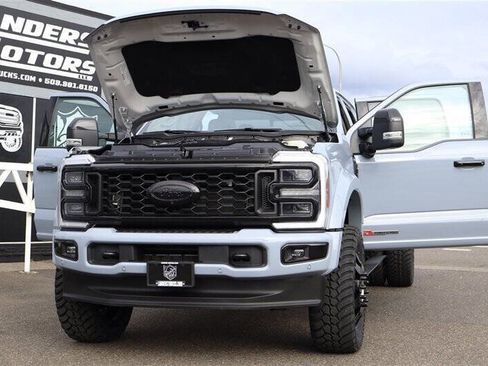 Used 2025 Ford F450 Platinum w/ Platinum Plus Package image 32