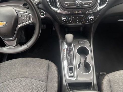 Used 2024 Chevrolet Equinox LT AWD/4WD image 29