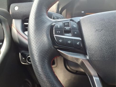Used 2025 Ford Explorer ST AWD/4WD image 27