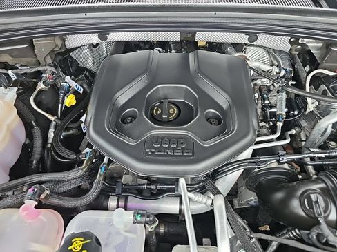 Certified 2023 Jeep Grand Cherokee 4WD 4xe image 41