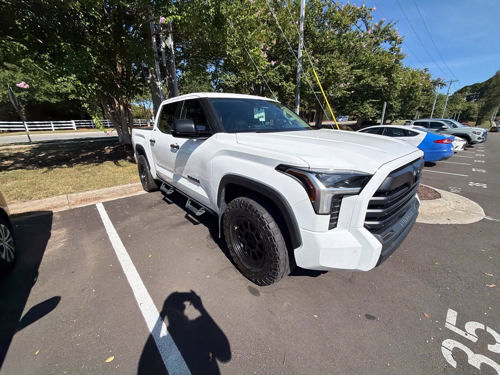 Used 2023 Toyota Tundra SR5 w/ SR5 Convenience Package AWD/4WD image 12