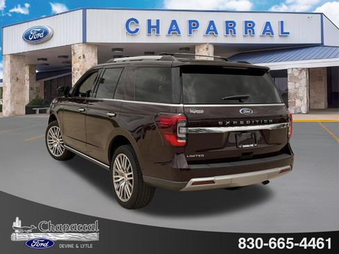 Certified 2024 Ford Expedition Limited w/ Excursion Package AWD/4WD image 4