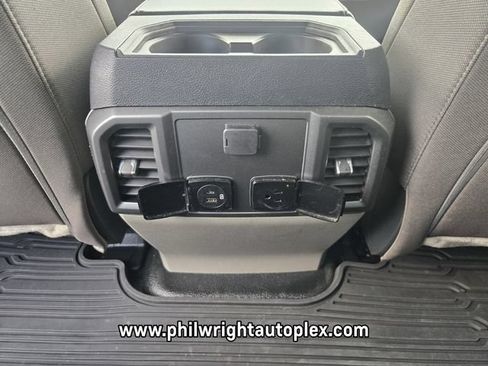 Used 2022 Ford F250 XLT w/ Black Appearance Package AWD/4WD image 11