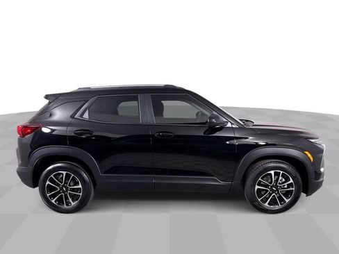 New 2026 Chevrolet TrailBlazer LT w/ Driver Confidence Package FWD image 9
