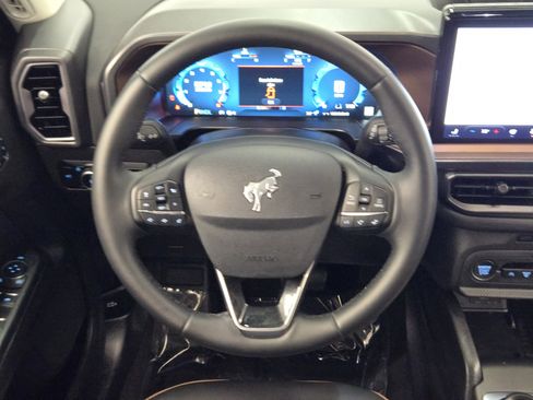 Certified 2025 Ford Bronco Sport Outer Banks w/ Outer Banks Tech Package+ image 23