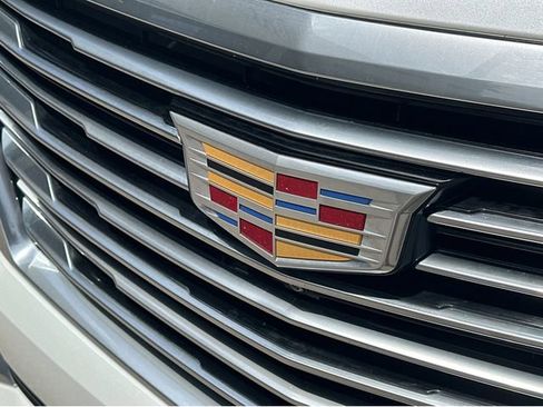 Used 2021 Cadillac Escalade ESV Premium Luxury Platinum AWD/4WD image 38