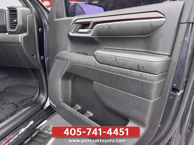 Used 2023 GMC Sierra 1500 SLT w/ X31 Off-Road Package AWD/4WD image 14