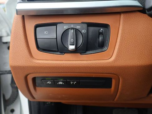 Used 2015 BMW 328i Sedan RWD image 13