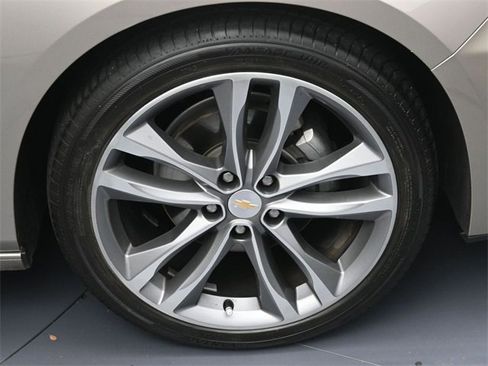 Used 2024 Chevrolet Malibu LT image 6