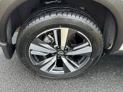 Used 2023 Nissan Rogue Platinum w/ Platinum Premium Package AWD/4WD image 32