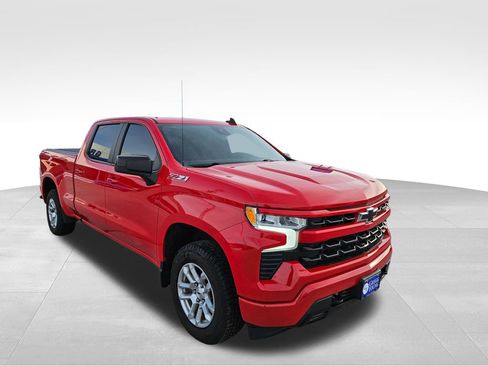 Used 2022 Chevrolet Silverado 1500 RST w/ Z71 Off-Road Package image 4