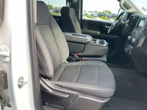 Used 2025 GMC Sierra 3500 Pro AWD/4WD image 18