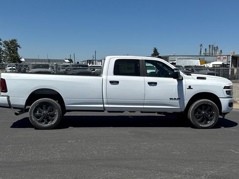 New 2026 RAM 3500 Big Horn AWD/4WD image 2