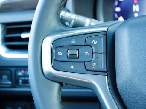 Used 2023 Chevrolet Tahoe Z71 w/ Luxury Package AWD/4WD image 22
