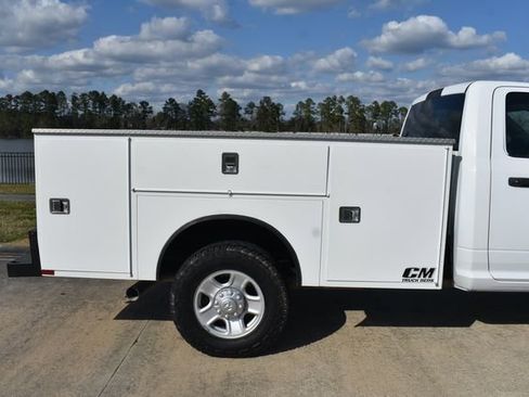 Used 2019 RAM 3500 Tradesman image 4