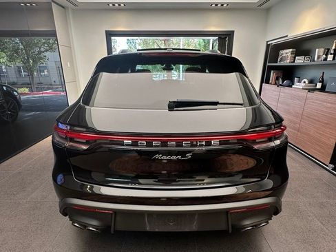 Used 2023 Porsche Macan S AWD/4WD image 5