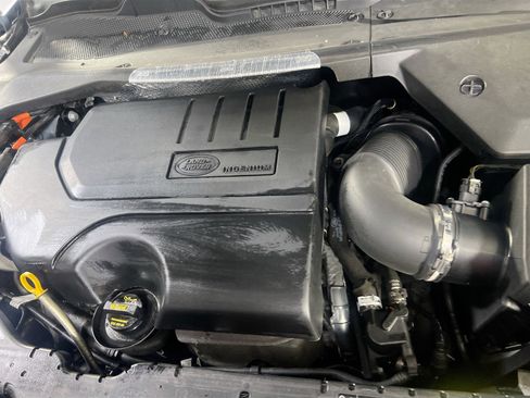 Used 2020 Land Rover Range Rover Evoque First Edition image 31