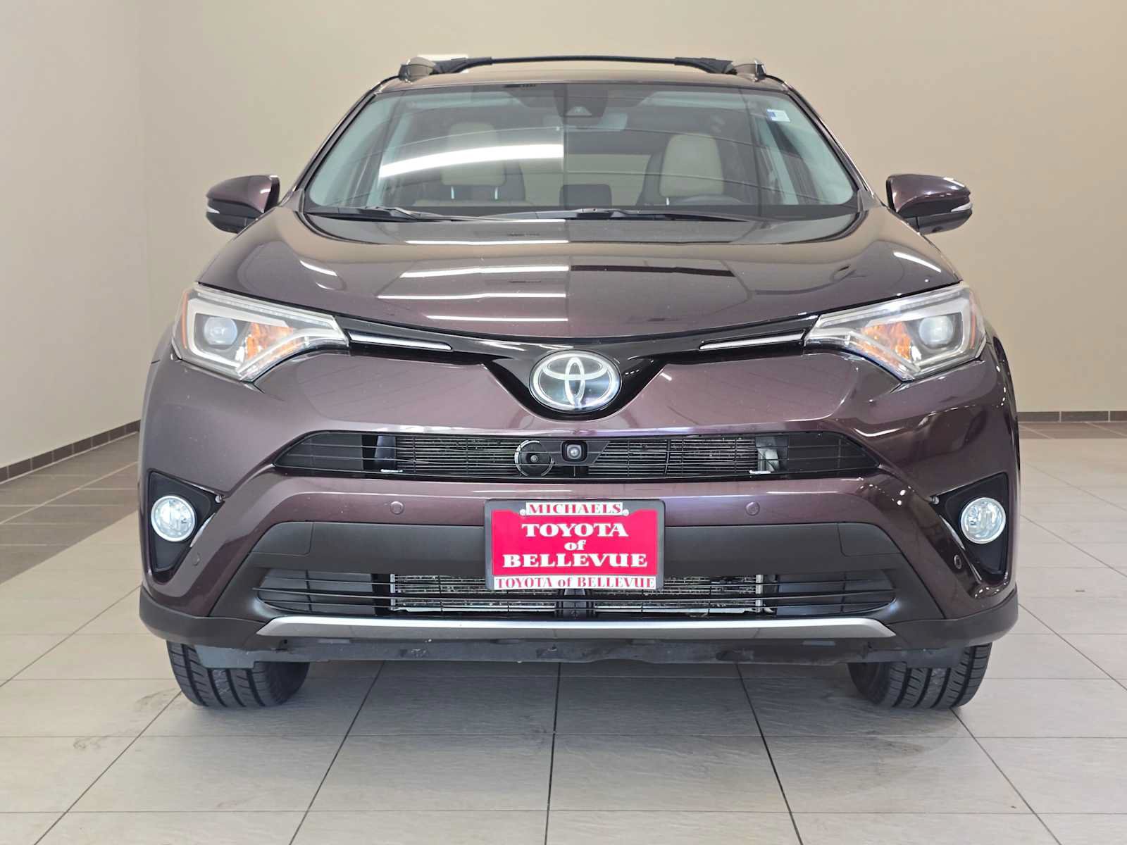 Used 2017 Toyota RAV4 Limited w/ Advanced Technology Package AWD/4WD image 6