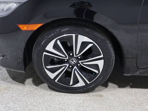 Used 2017 Honda Civic EX-T image 8