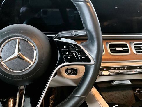 Used 2024 Mercedes-Benz GLE 450 GLE 450 image 25