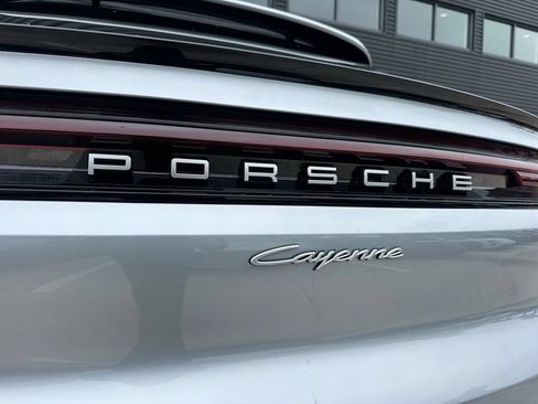 Used 2026 Porsche Cayenne E-Hybrid Coupe AWD/4WD image 14