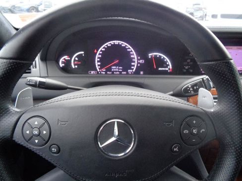 Used 2013 Mercedes-Benz CL 63 AMG image 18