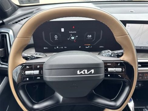 Used 2026 Kia Sorento SX Prestige w/ Olive Brown Leather Package AWD/4WD image 19