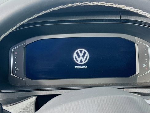 Used 2023 Volkswagen Taos SEL AWD/4WD image 12